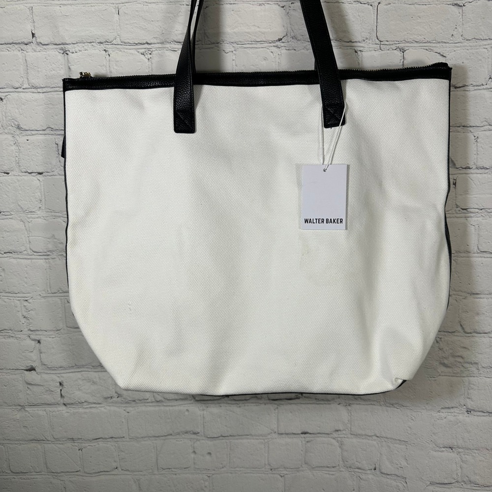 Walter Baker Carly Bag Natural Canvas Black Trim Tassel Zip Tote‎ BP231WTBWKNDR